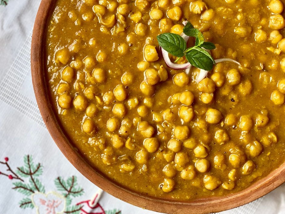 Traditional Indian chana masala with herbs