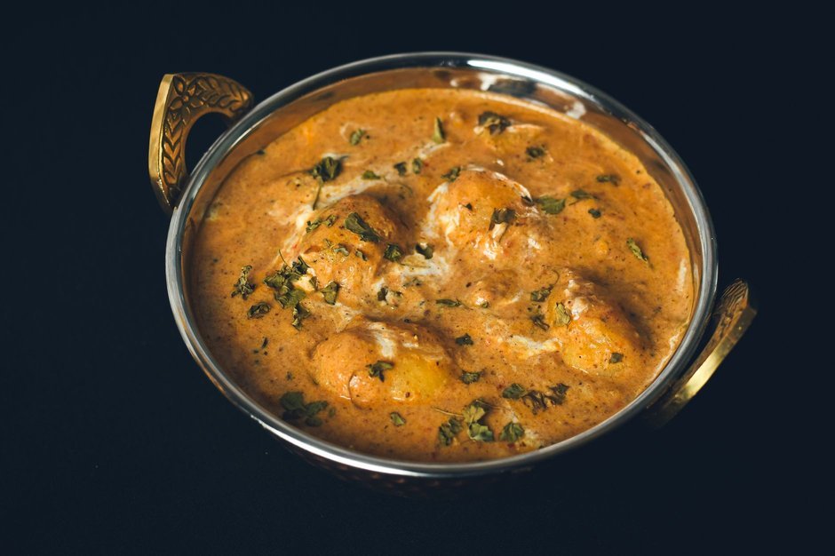 Rich coastal spiced curry bowl